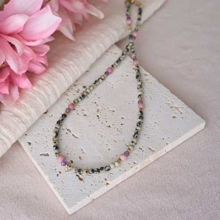 naszyjnik-confetti-bliss-jaspis-dalmatynski-rodonit-ametyst-01.jpg